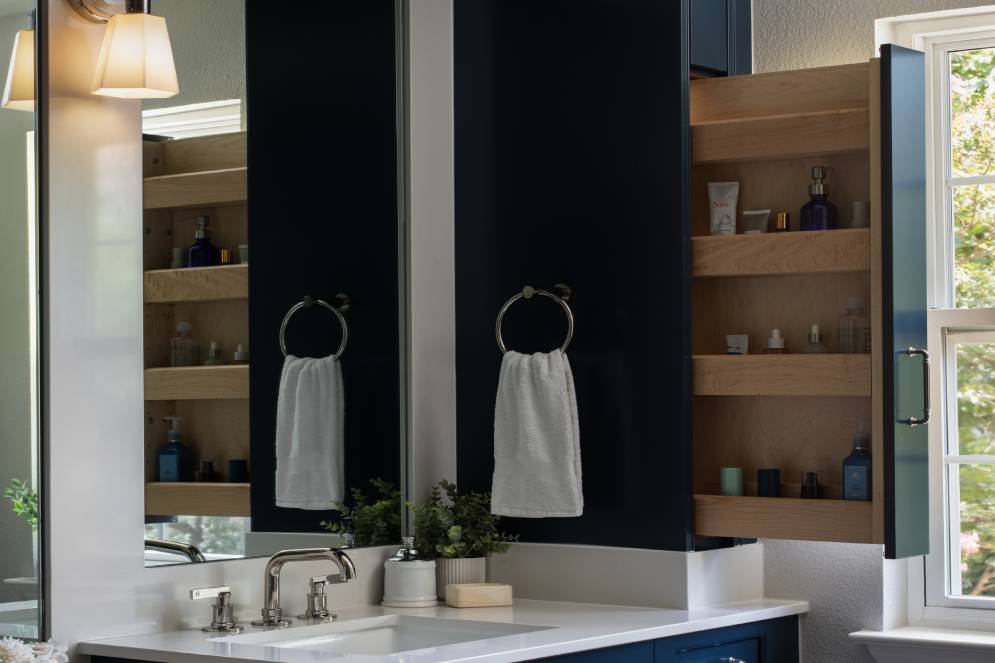 Deep Aegean Transitional Bath4